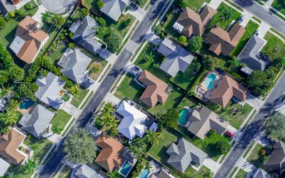 Top 5 Signs Your Roof Needs Repair in the Sunshine State: Don’t Wait Until It’s Too Late!